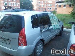 Битый автомобиль Mazda Premacy