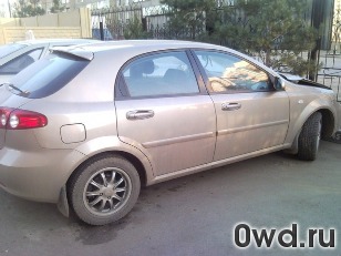 Битый автомобиль Chevrolet Lacetti